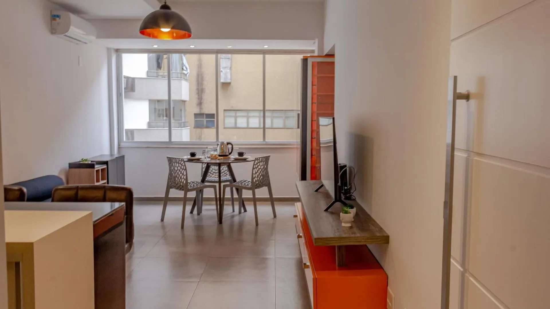 Apartamento Solar Angra dos Reis, conforto e funcionalidade em localização estratégica na Beiramar Norte N1067 Florianópolis